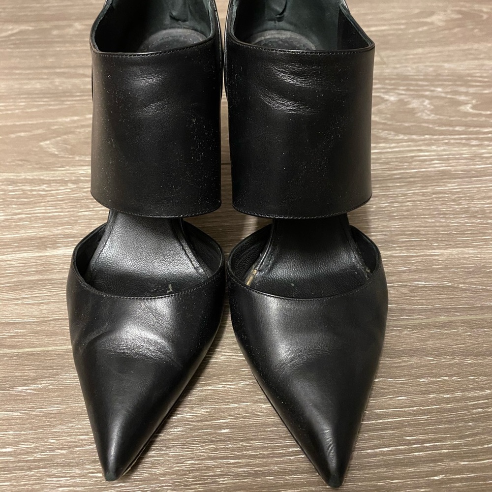 Authentic Salvatore Ferragamo Stiletto